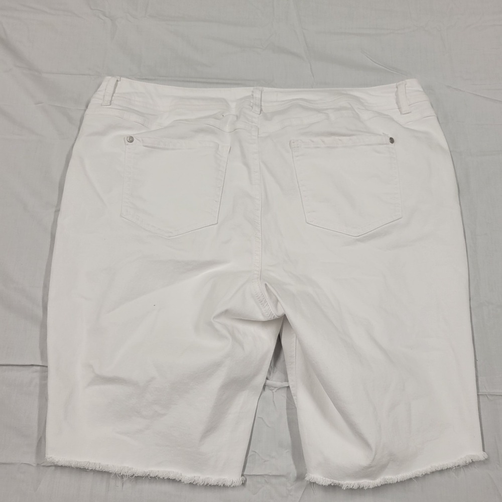 Denim hi rise white cut off jean shorts size 18W - Picture 5 of 5